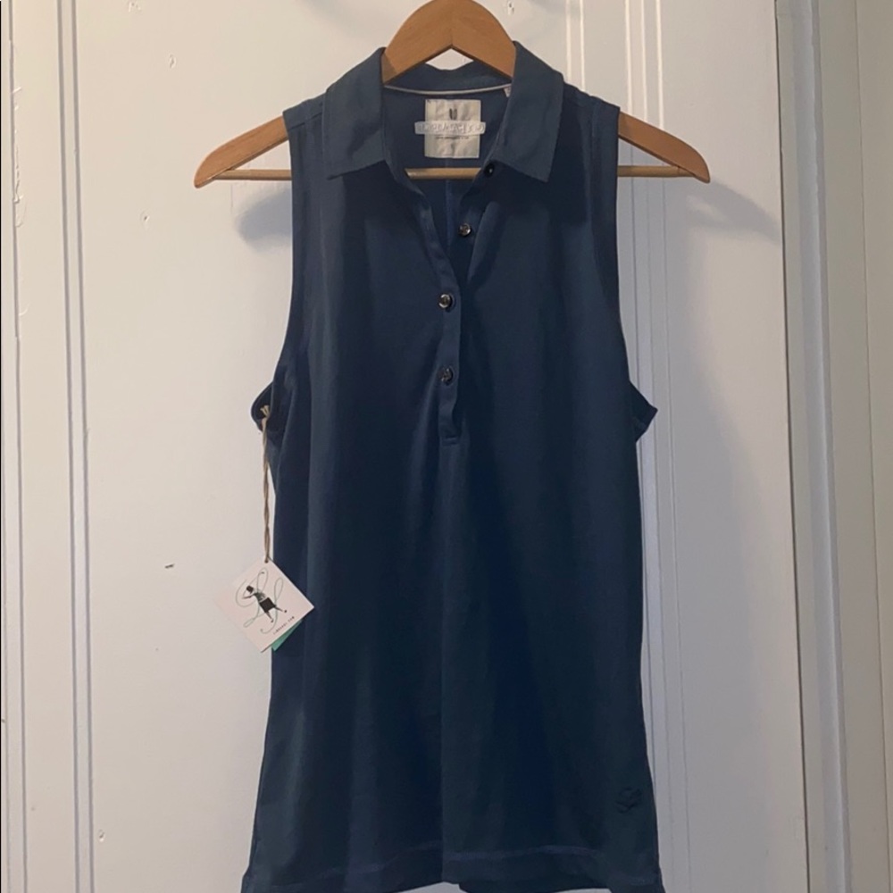 Women’s golf T-shirt